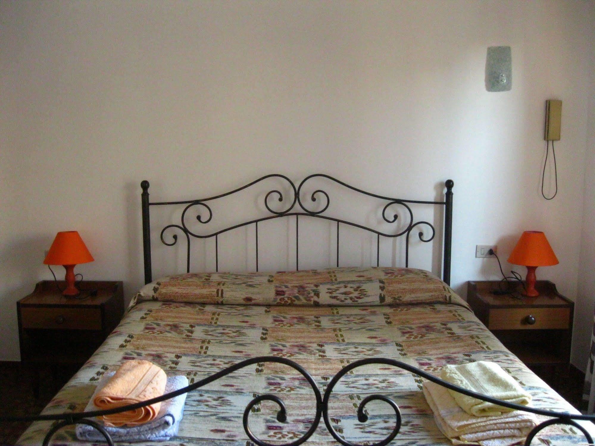 Hotel California Milazzo Eksteriør billede